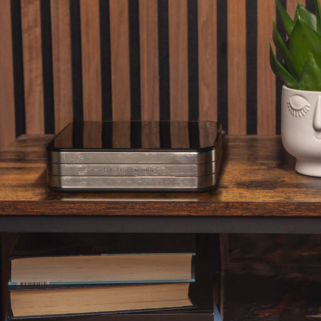 RENA SA2 — Wireless streaming stereo amplifier