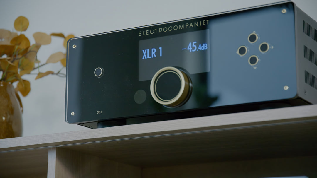 EC 5 Stereo Reference Preamplifier