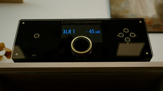 EC 5 Stereo Reference Preamplifier